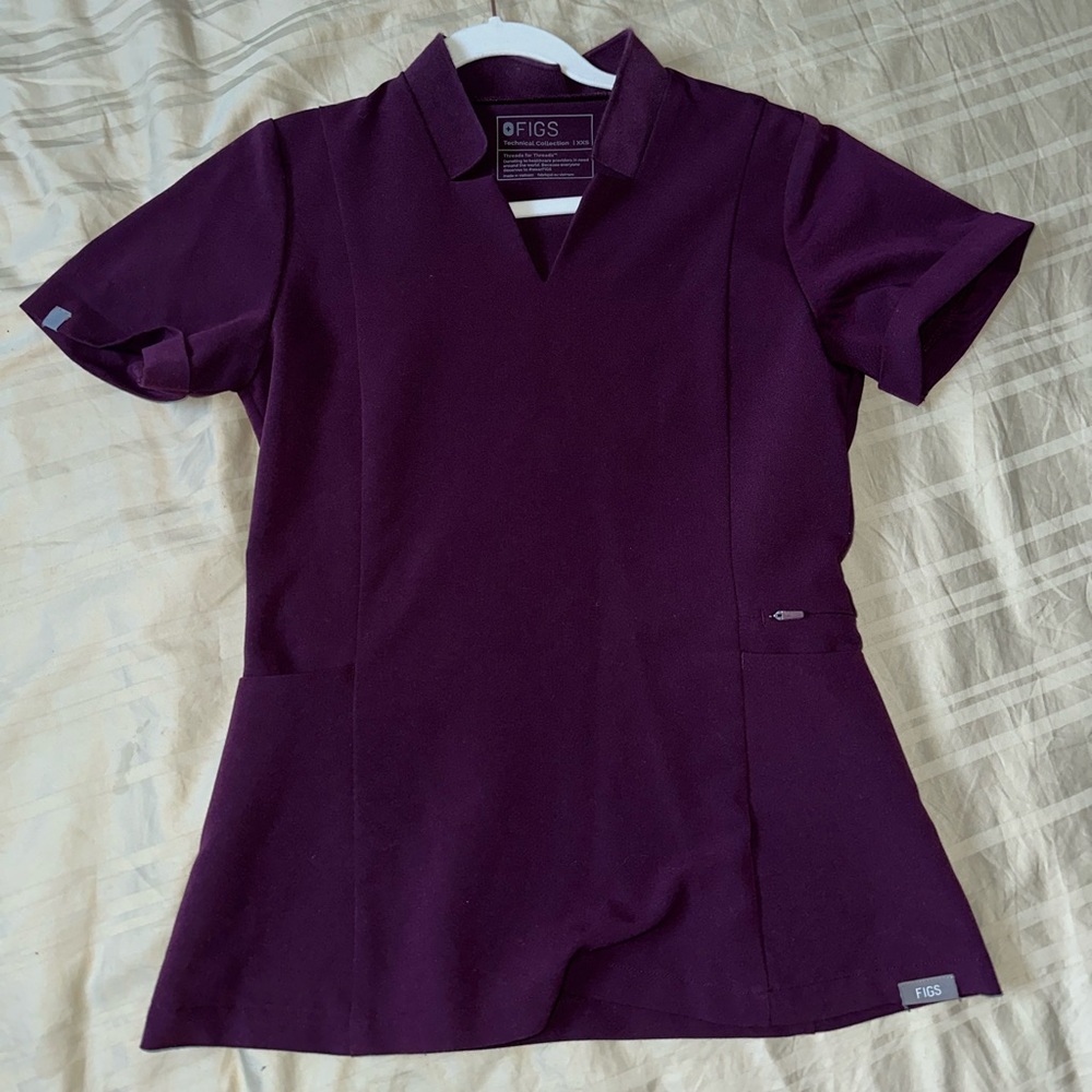 Women’s figs deep purple limited edition top/pants